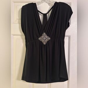 Black fun shirt. Very pretty detail.
